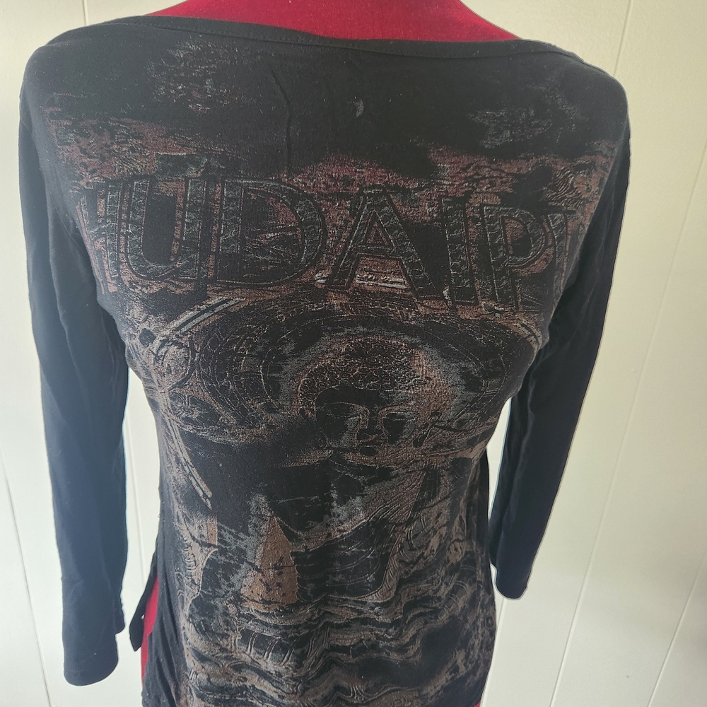 Buddah Hudaipur Graphic Tee Size Large